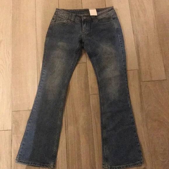 Kylie Jeans Brandy Melville Authorized Site www.meesenburg.kz